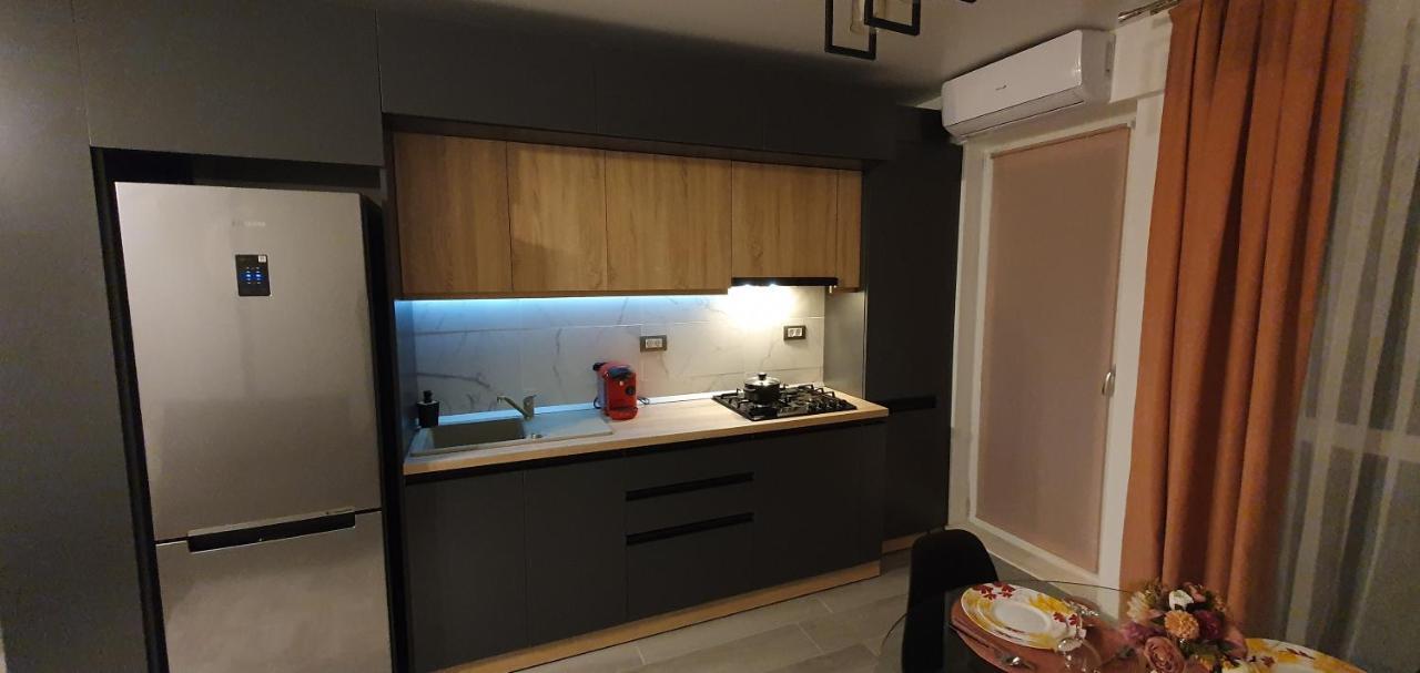 Helin Apartament By Alezzi N10 Năvodari Exteriör bild